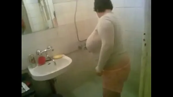 Titta på Vanya bbw fun shower nya videor