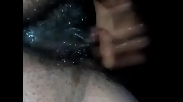 Xem Silvia gana la apuesta con orgasmo en menos de dos minutos de masturbacion Video mới