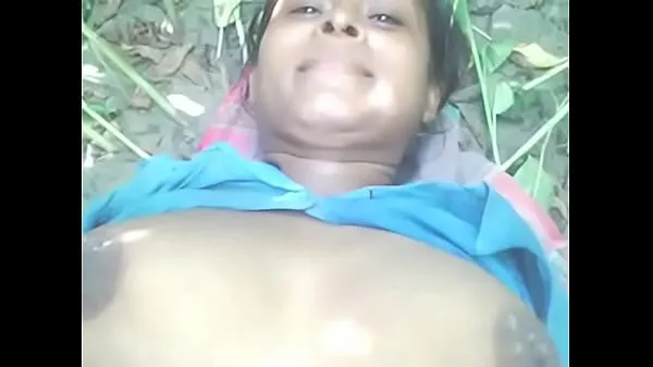 Desi Village Aunty Fucked Outdoor with Young Lover ताजा वीडियो देखें