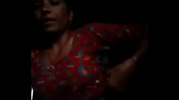 Yeni Videolar Suman Dhunwa sexy aunty izleyin