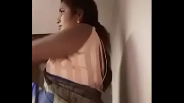 Sehen Sie sich Swathi naidu, der Saree entfernt neuen Videos an