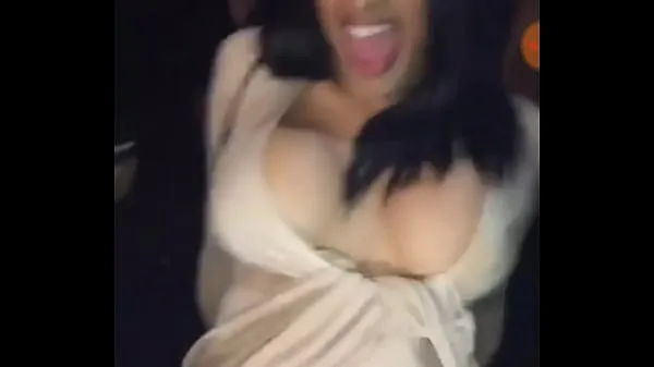 Bekijk cardi b stripper nude leaked nieuwe video's