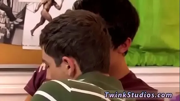 Regardez Homo emo twink et le film porno jeune russe jeune gars Levon nouvelles vidéos