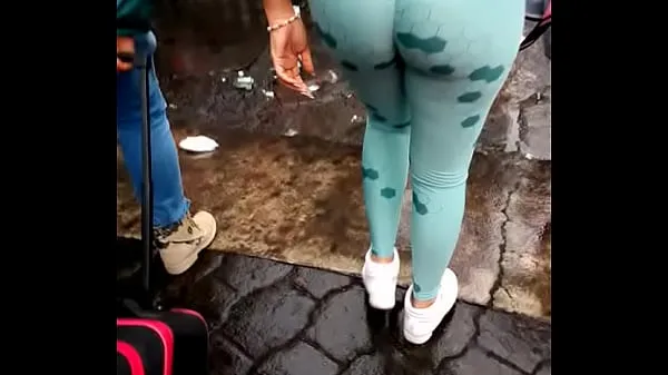 Tonton big ass in leggings Video baharu