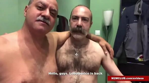 Katso Hairy Daddies Fucking a Dude tuoreita videoita