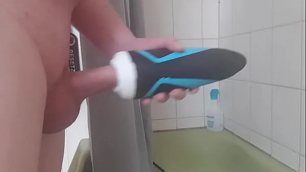 Titta på Fucking Satisfyer Men big white cock cumshot freehand nya videor