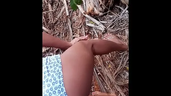 Yeni Videolar Esposa ávida por pau é fodida e goza em sua bela bunda redonda izleyin