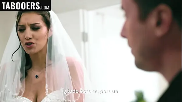 Guarda SPOSA TROIA: Tutto questo è perché mi vuoi SCOPARE per l'ultima volta - Bella Rollandnuovi video