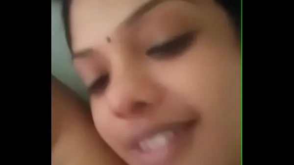 Guarda Famosa ragazza del Keralanuovi video