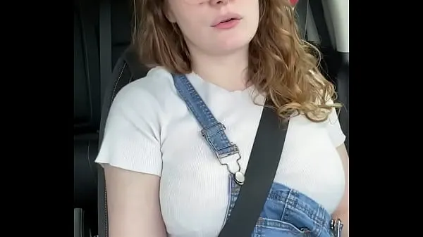 Παρακολουθήστε Nerdy Country Girl Rubs Herself in her Car νέα βίντεο