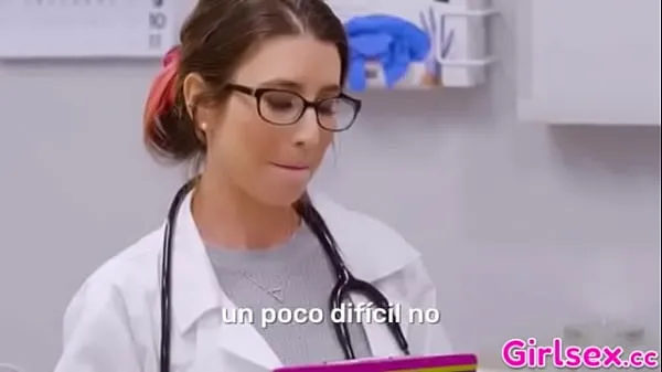 Regardez Un médecin lesbien veut un examen plus approfondi de ma chatte nouvelles vidéos