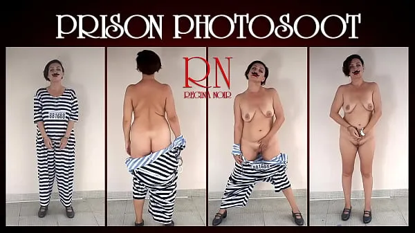 Photographing in prison. The detained lady is a prisoner of the prison. She is made to undress on camera. Cosplay. Full video 새로운 비디오를 시청하십시오