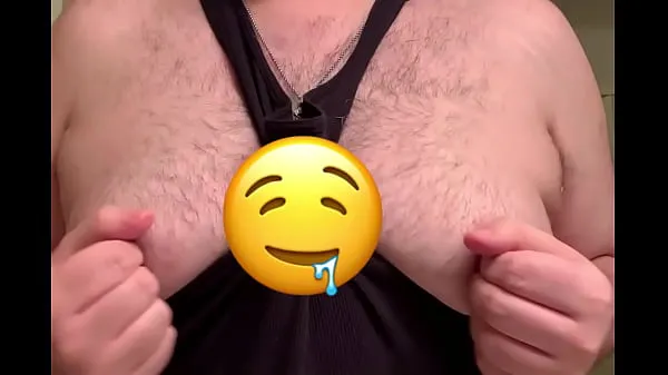 Pozrite si Bouncing gay titties čerstvé videá