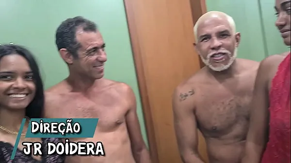 Yeni Videolar Suruba das novinhas com os coroas no motel do Rio de Janeiro - Leo Ogro - Jasmine Santanna - Myllena Rios izleyin