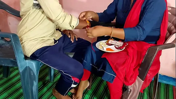 Sehen Sie sich Rakshabandhan 2022: Indian XXX Didi bat sie um einen großen Schwanz für ihre Muschi als Geschenk neuen Videos an