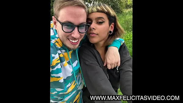 Guarda MAX FELICITAS SCOPA IN MACCHINA UNA FIAT PANDA MOON COMELALUNA RAGAZZA 18 ENNE ITALIANAnuovi video