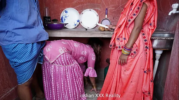 Podívejte se na Indian step Family in Kitchen XXX in hindi nová videa