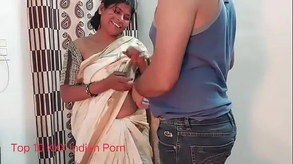 Oglejte si Poor bagger women fucked by owner only for Rs100 Infront of her Husband!! Viral Sex sveže videoposnetke